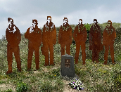 Standing with Giants - Castricum aan Zee - Donderdag 16 mei 2024